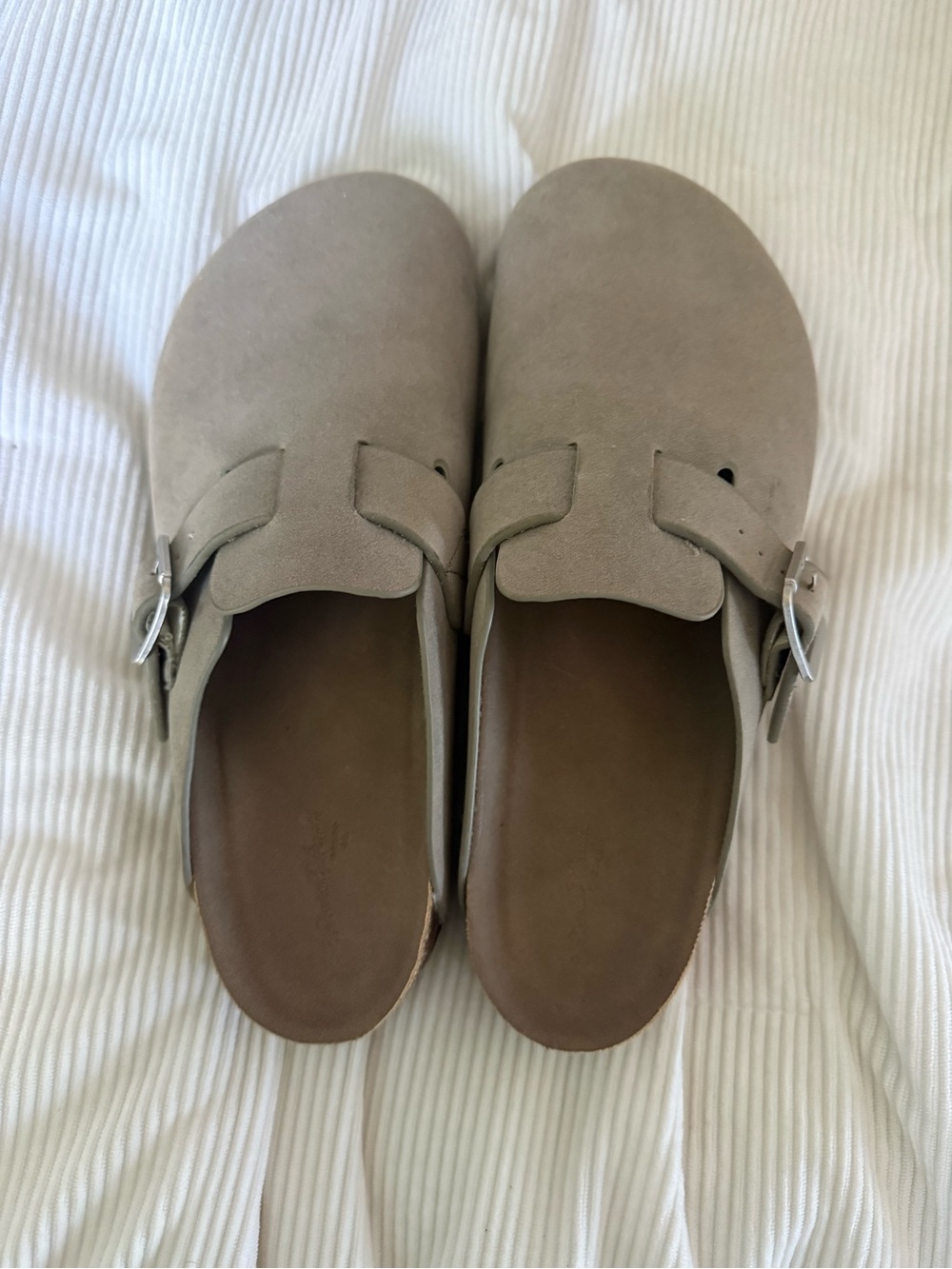 Target (Birkenstock like) clogs